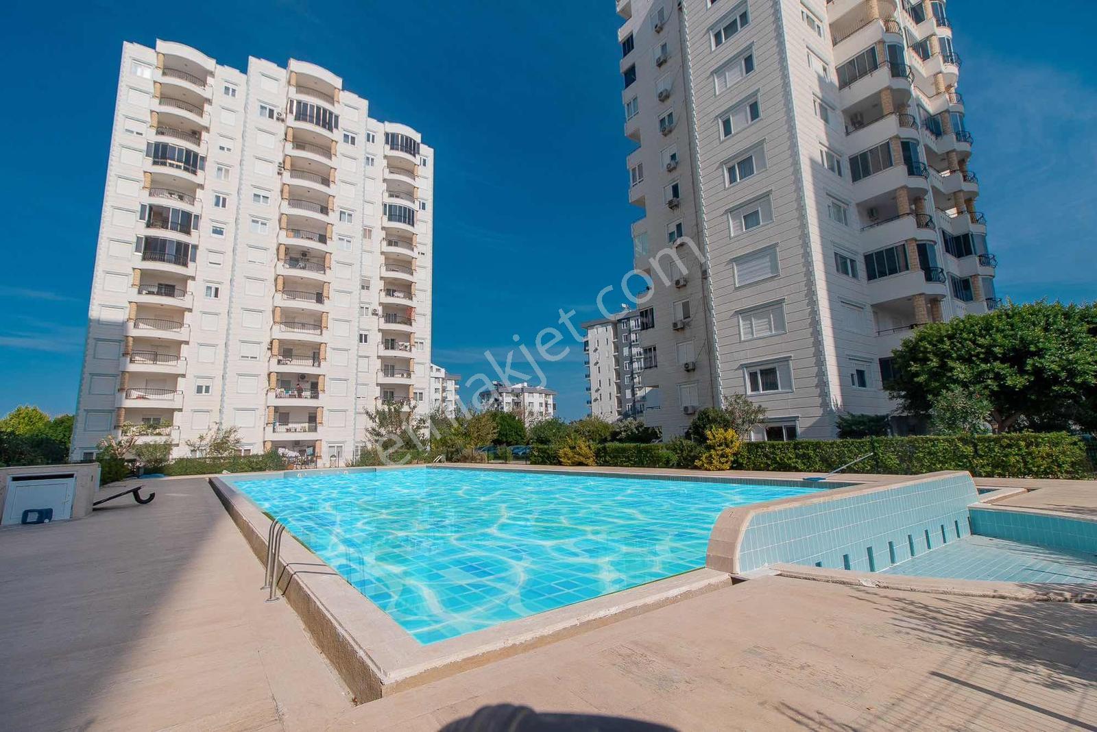 Kundu'da Deniz Manzaralı Havuzlu & Güvenlikli Site Arakat 3+1 - Görsel 19