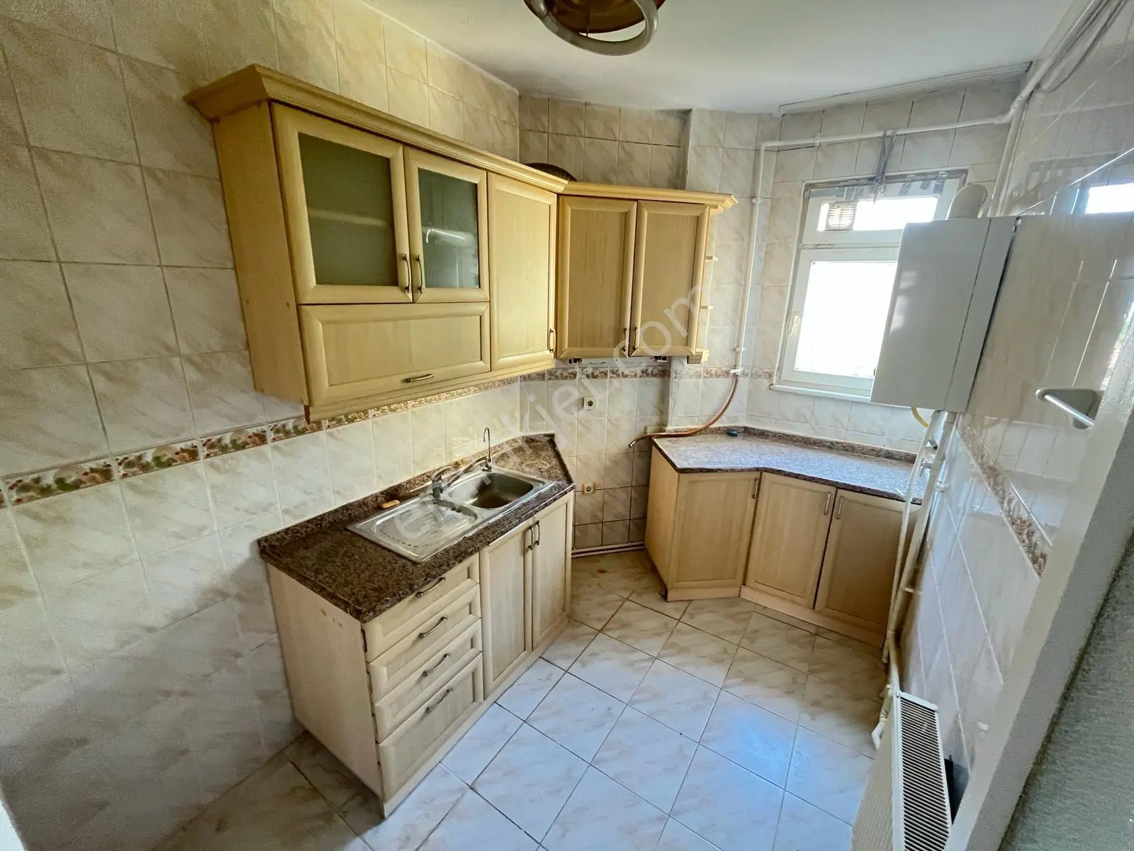 Üsküdar Mimar Sinanda Marmaraya 8-10 Dk İçi Boş 2+1 Kiralık - Görsel 2