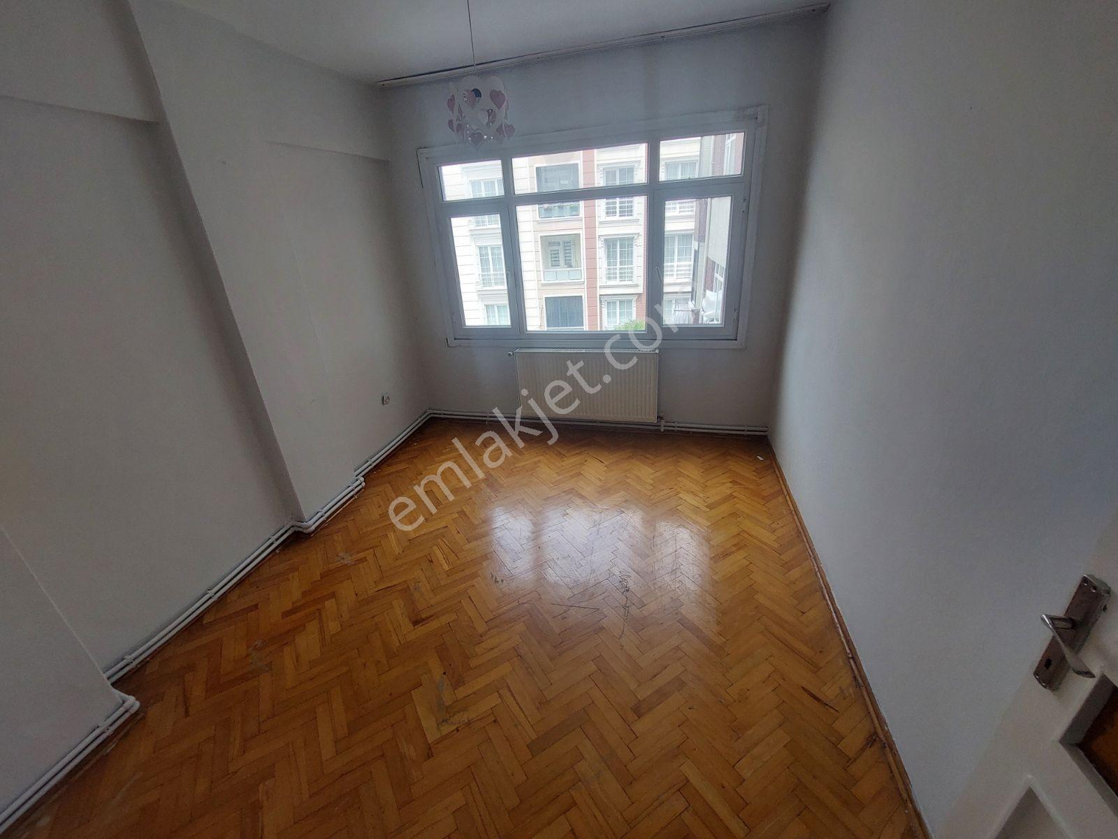 Ayışığından Basinsitesine Yakın Geniş 3+1 Kiralık Daire - Görsel 20