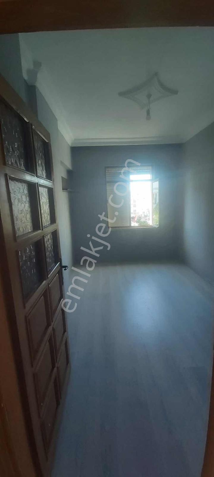 Teracıty Yakını Ana Cadde Üzeri Geniş Daire - Görsel 22
