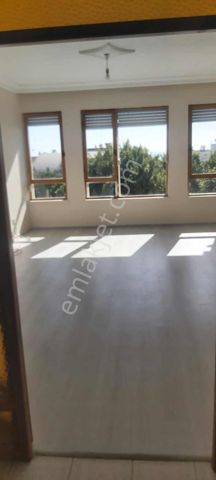 Teracıty Yakını Ana Cadde Üzeri Geniş Daire - Görsel 15