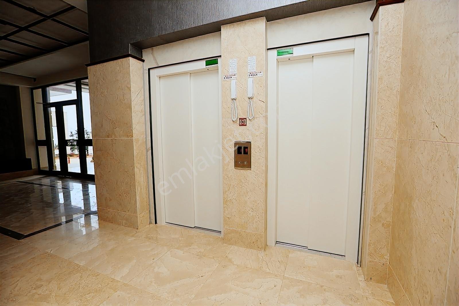 Trabzon Beşirlide 175 M2 3+1 Ultra Lüsk Satılık Daire - Görsel 12