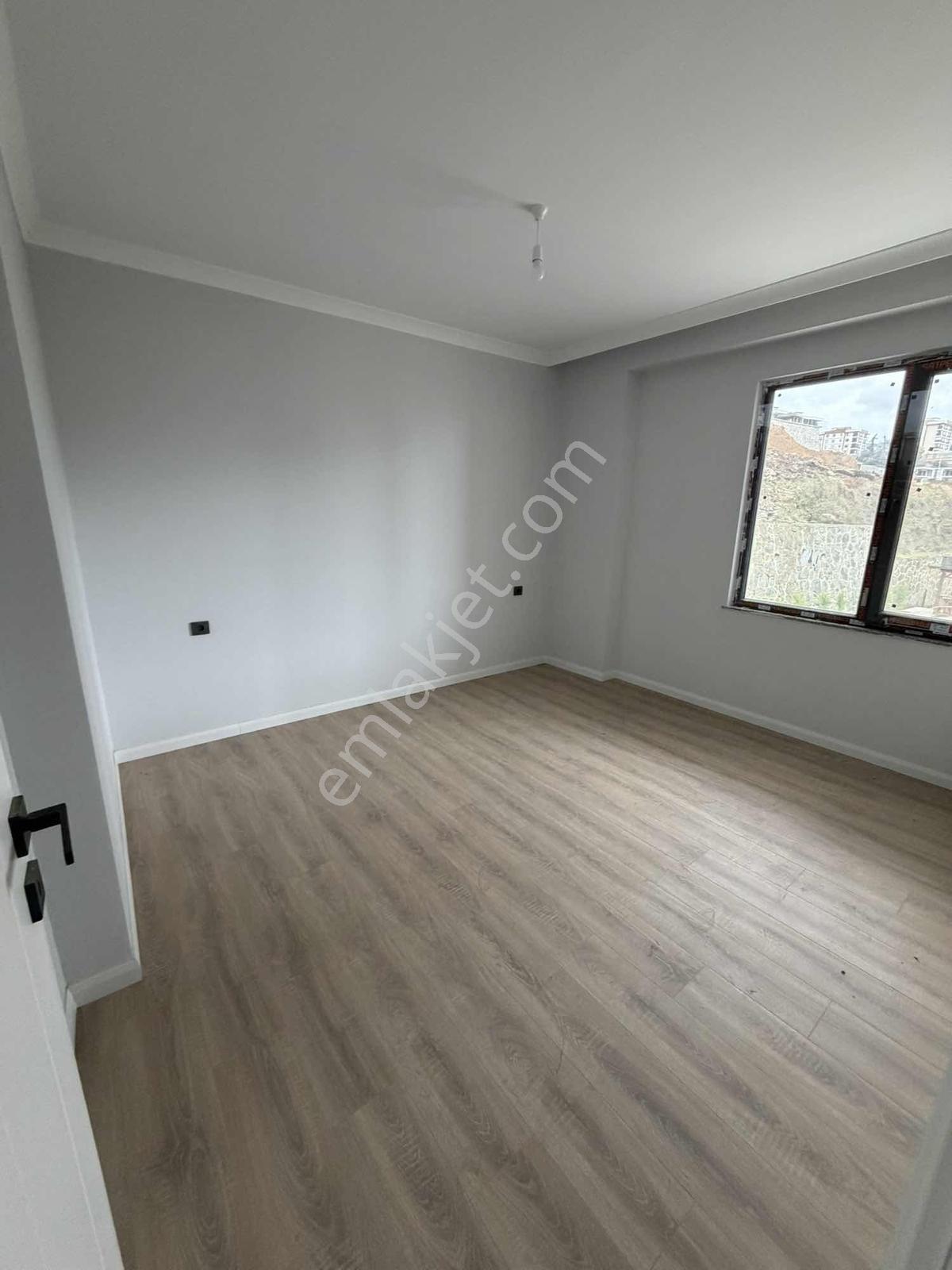 Yalıncakta Satılık 3+1 Yerden Isıtmalı Daire - Görsel 13