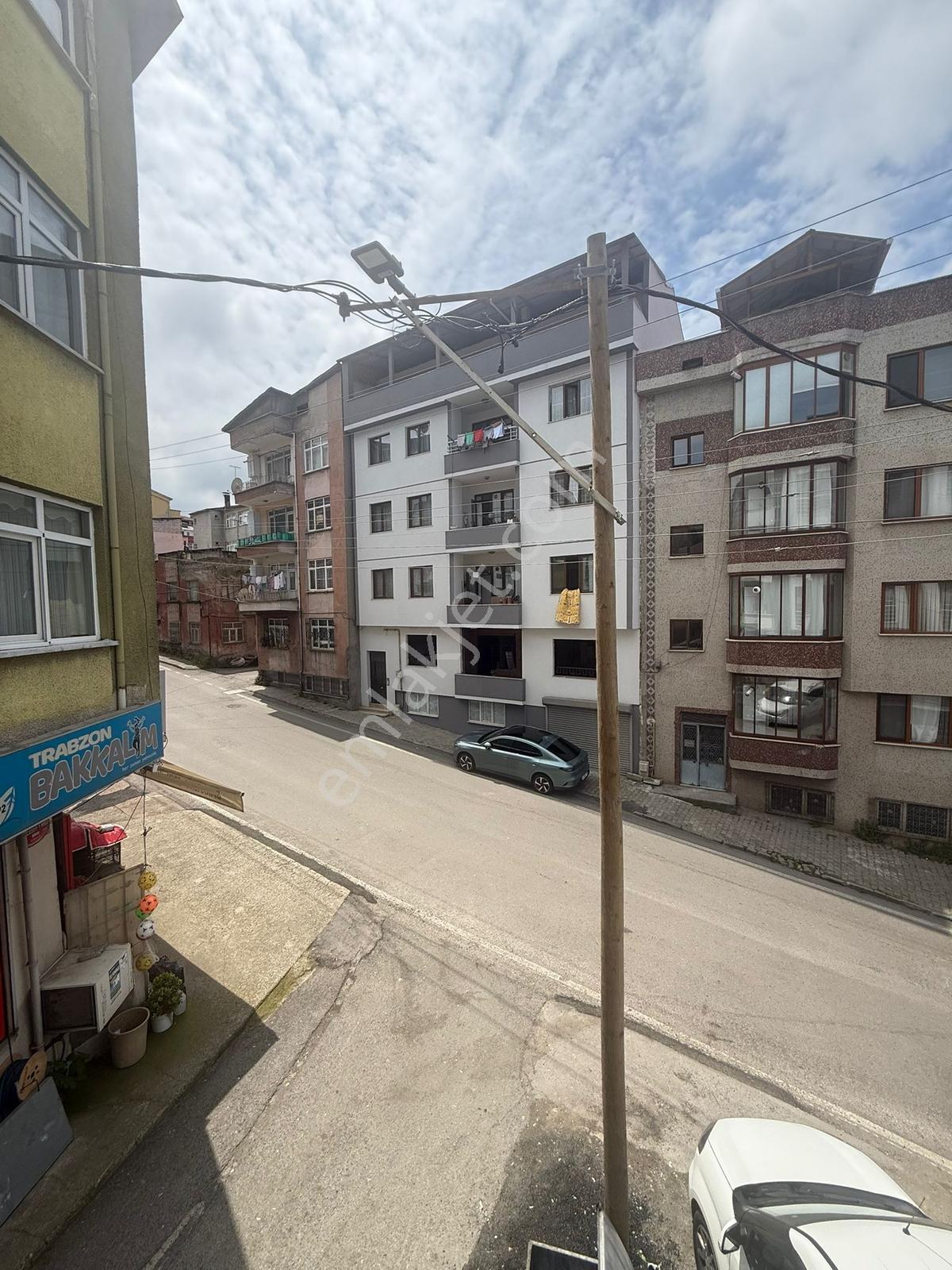 Coldwell Banker Net Gayrimenkulden 100 M2 3+1 Satılık Daire