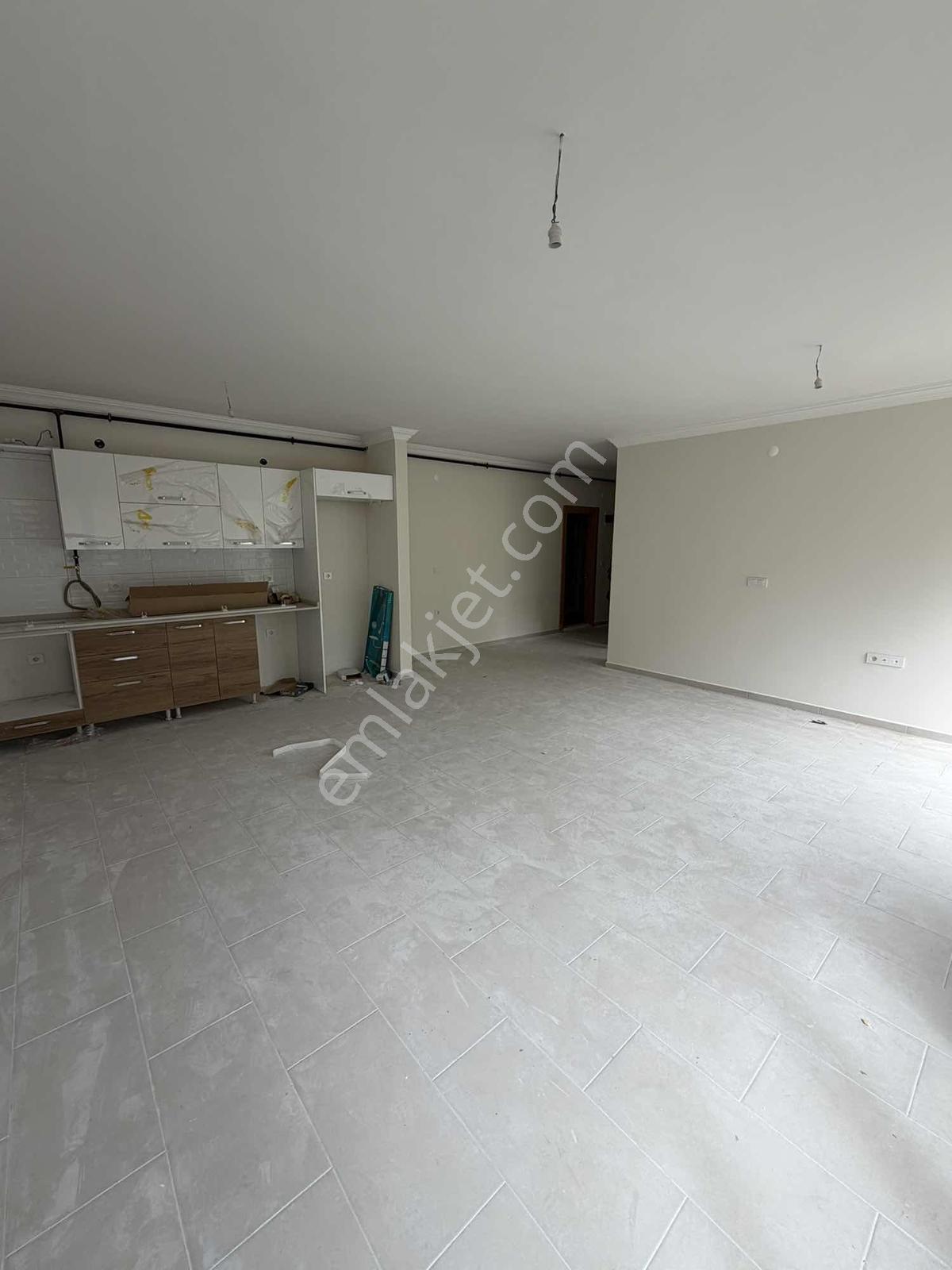 Site İçi Satılık 1+1 Sıfır Daire - Görsel 11