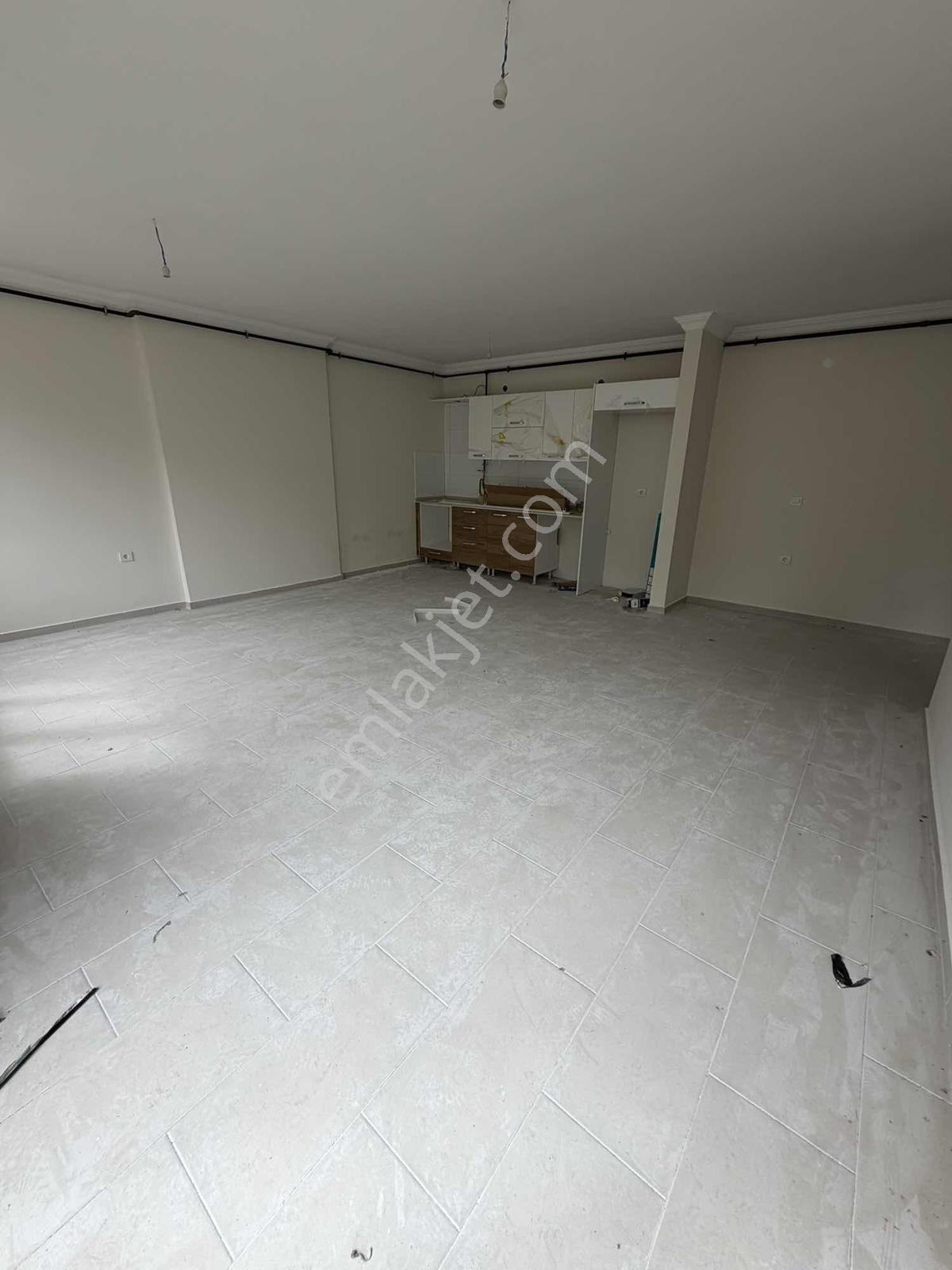 Site İçi Satılık 1+1 Sıfır Daire - Görsel 8