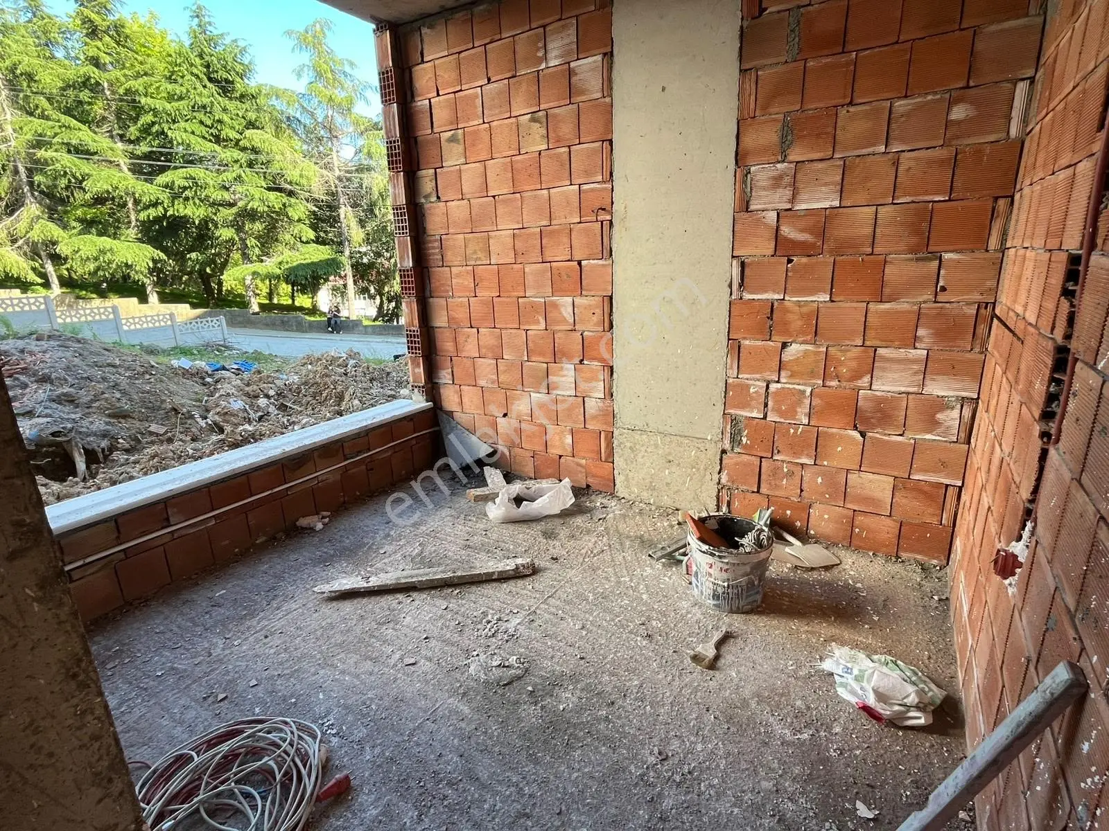 Güleryüz Emlak'tan Satılık__ayrı Mutfaklı__geniş Balkonlu__ - Görsel 3