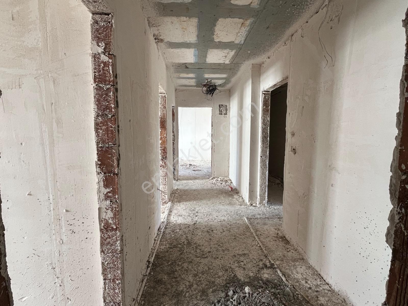 Güleryüz Emlak'tan Satılık__ayrı Mutfaklı__geniş Balkonlu__ - Görsel 7