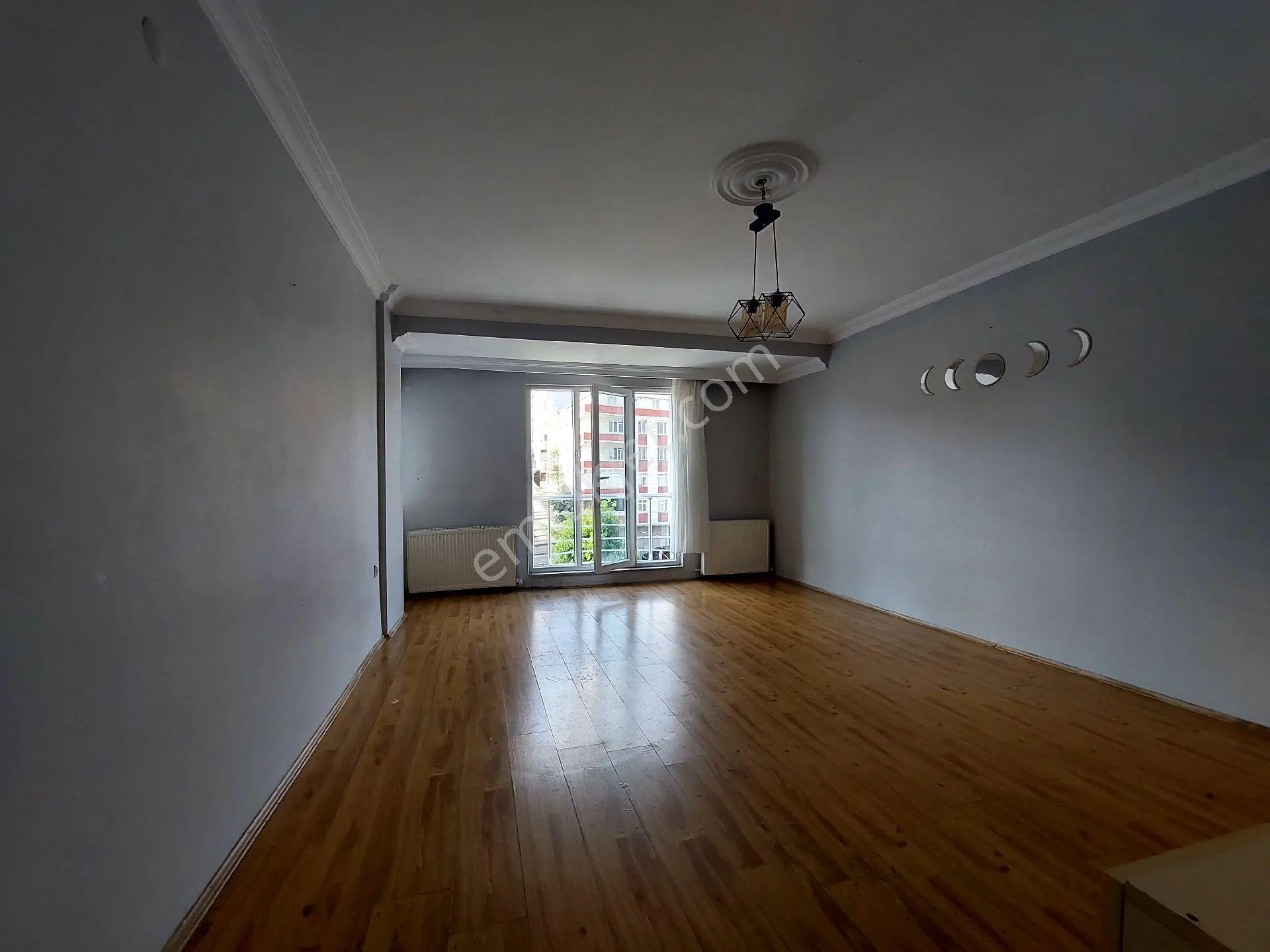 Gaziosmanpaşa Küçükköy Geleri Cadesi De Kiralık Daire 3.kat 3+1 130 M2 - Görsel 2