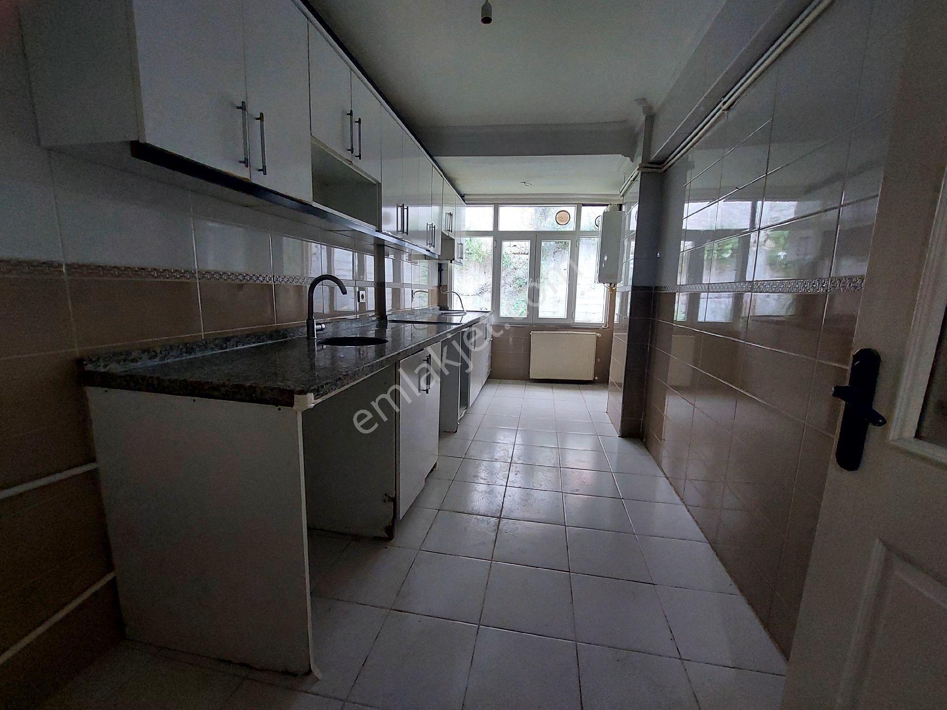 Gaziosmanpaşa Küçükköy Geleri Cadesi De Kiralık Daire 3.kat 3+1 130 M2 - Görsel 12