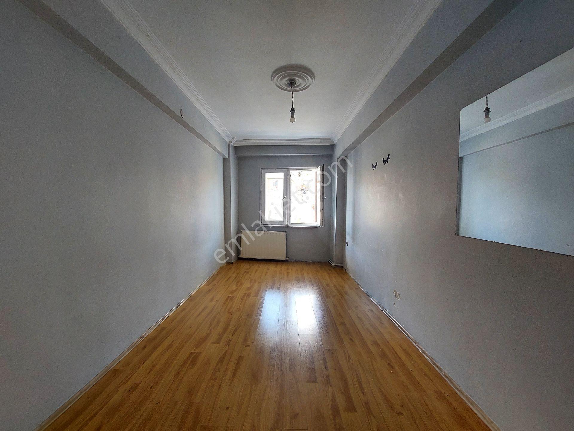 Gaziosmanpaşa Küçükköy Geleri Cadesi De Kiralık Daire 3.kat 3+1 130 M2 - Görsel 6