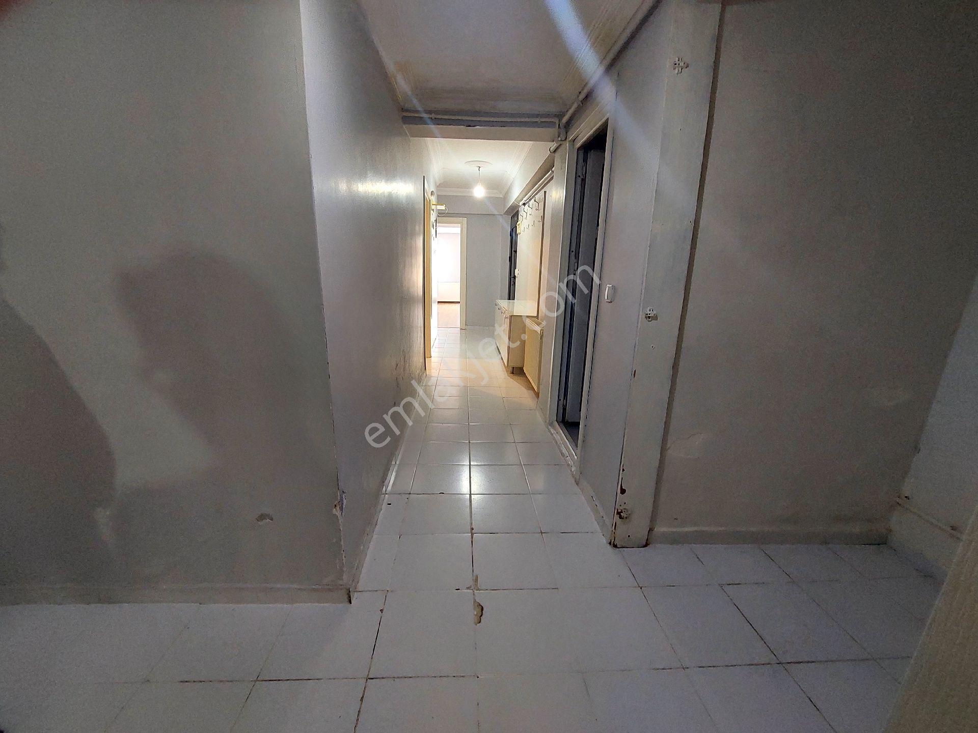 Gaziosmanpaşa Küçükköy Geleri Cadesi De Kiralık Daire 3.kat 3+1 130 M2 - Görsel 17