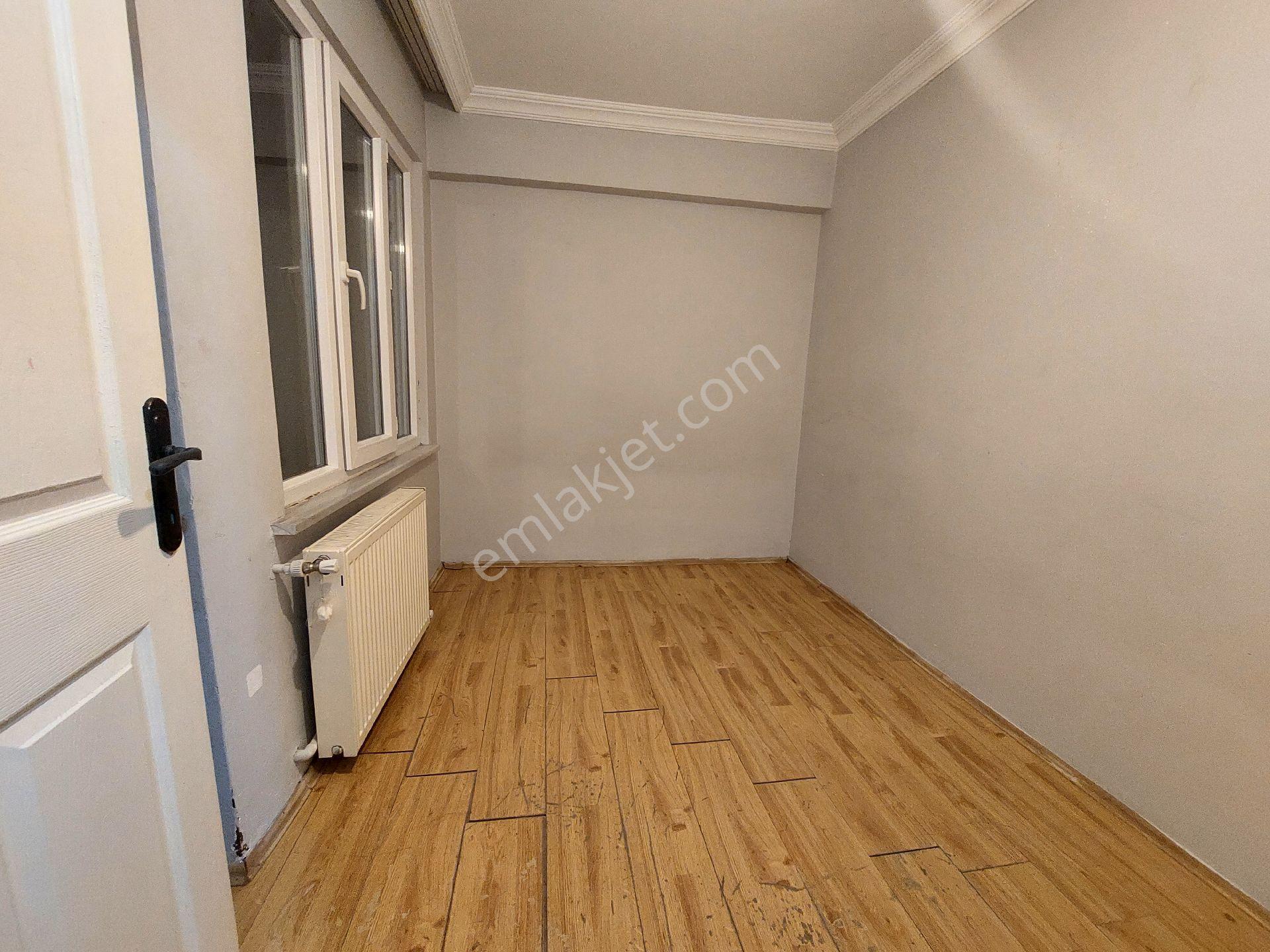 Gaziosmanpaşa Küçükköy Geleri Cadesi De Kiralık Daire 3.kat 3+1 130 M2 - Görsel 7