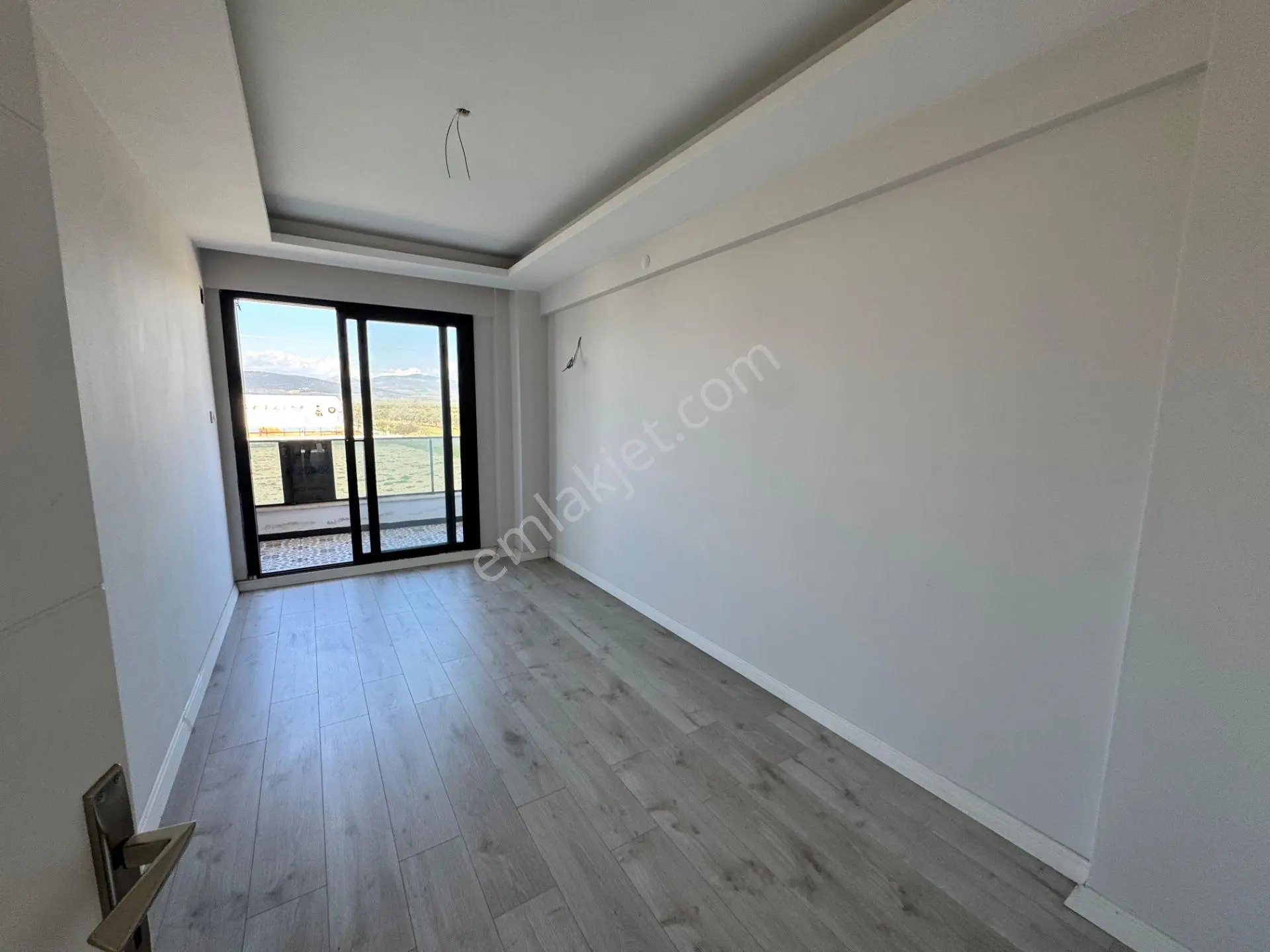 Medar Çatı Okulları Karşısı Ortak Havuzlu 4+1 Satılık Villa - Görsel 3