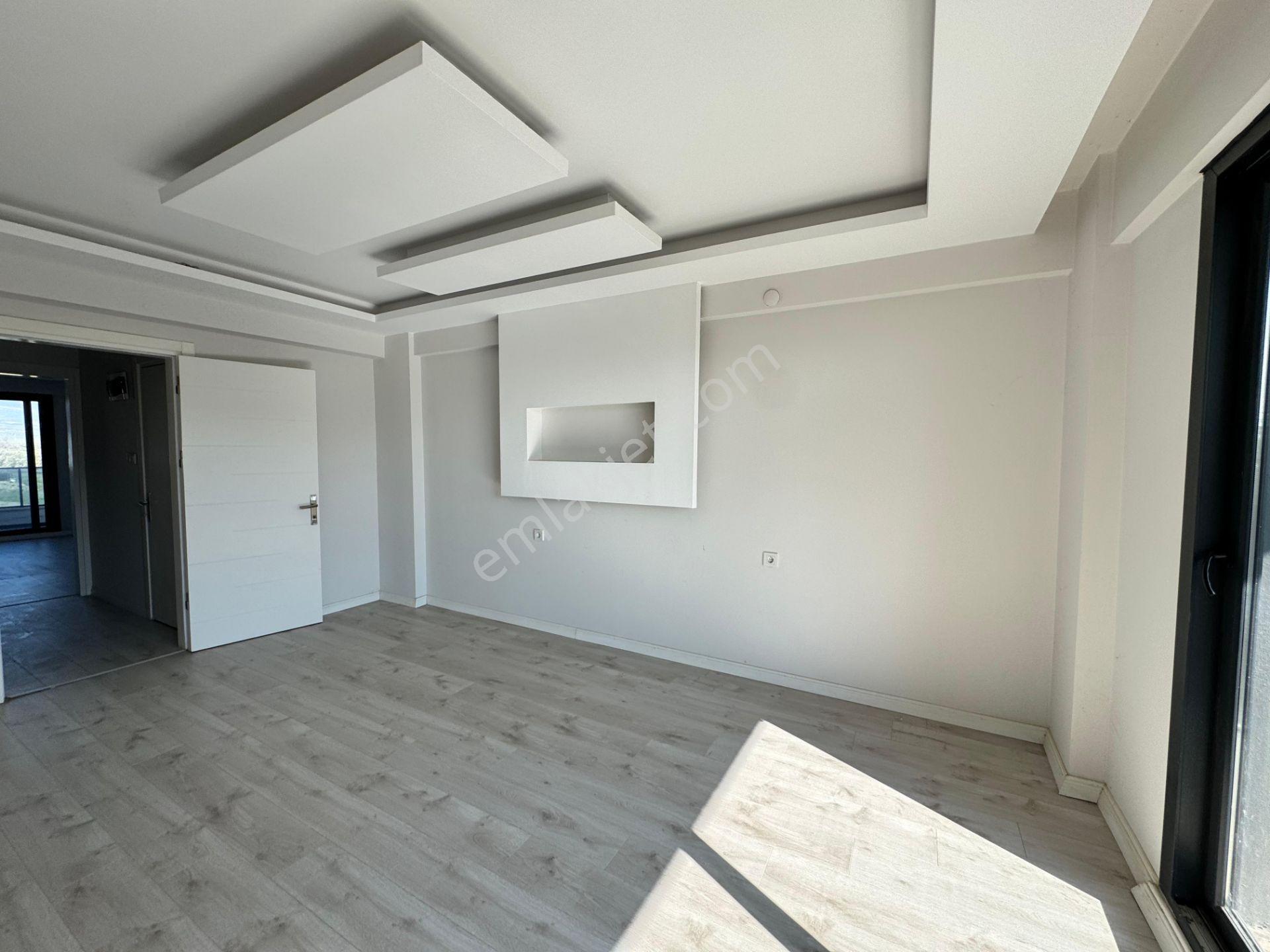 Medar Çatı Okulları Karşısı Ortak Havuzlu 4+1 Satılık Villa - Görsel 11