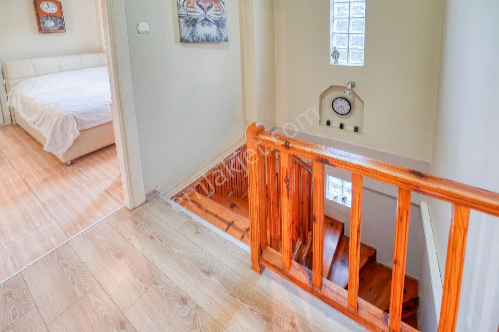 Çeşmealtı Havuzlu Sitede Eylül İtibarıyla Eşyalı Kiralık 3+1 - Görsel 31