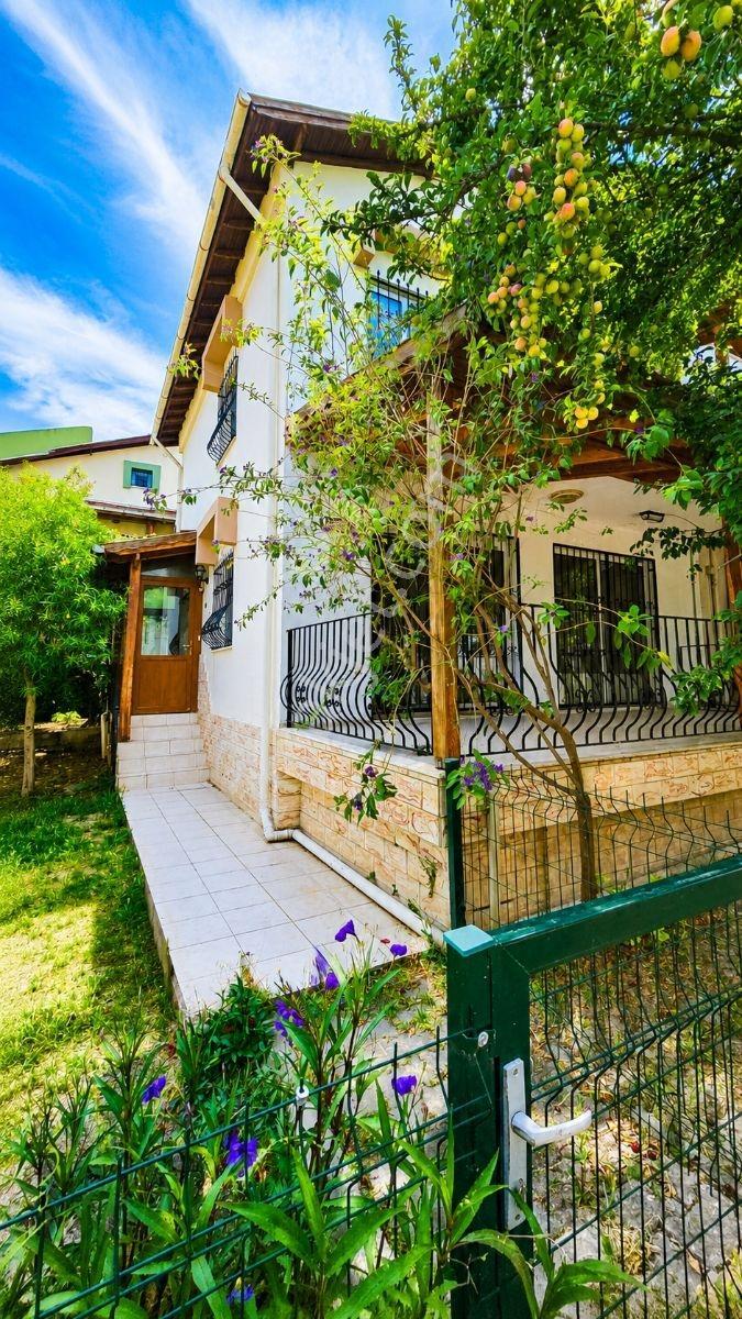 Urla Merkez Binkonutlar Site İçi Otobana 1dk. 4+1 Villa - Görsel 15
