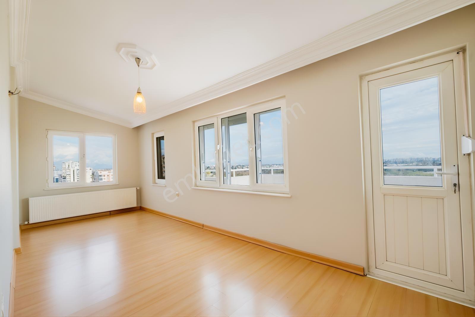 Perge Bulvarında Kiralık Doğalgazlı 5+1 - Görsel 15