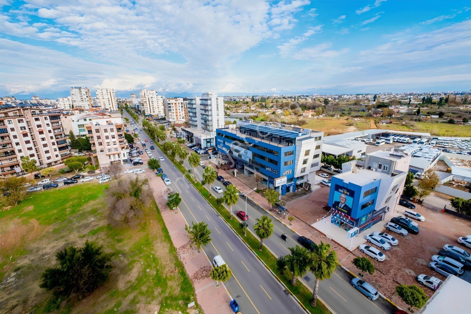 Perge Bulvarında Kiralık Doğalgazlı 5+1 - Görsel 24