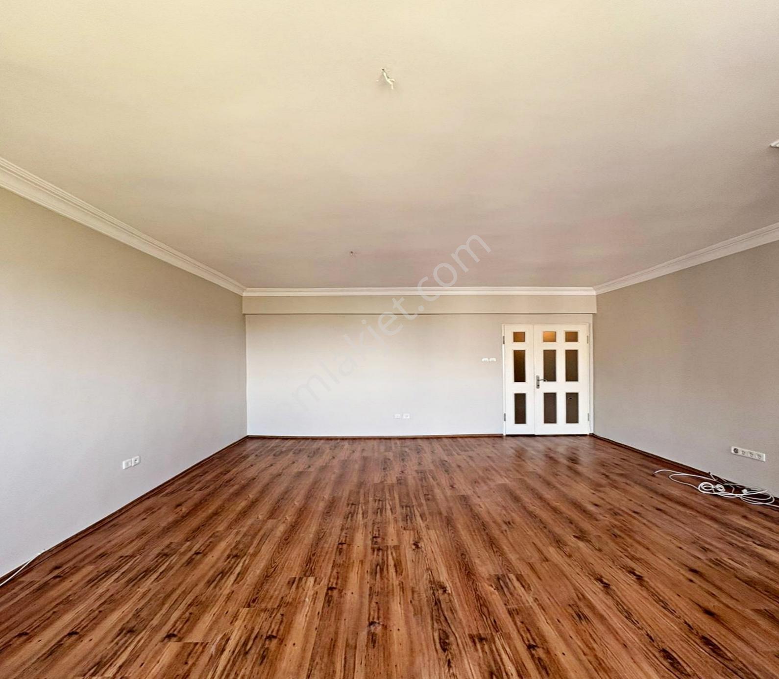 Barış Mahallesinde Kat Mülkiyetli Masrafsız 3+1 Satılık Daire - Görsel 18