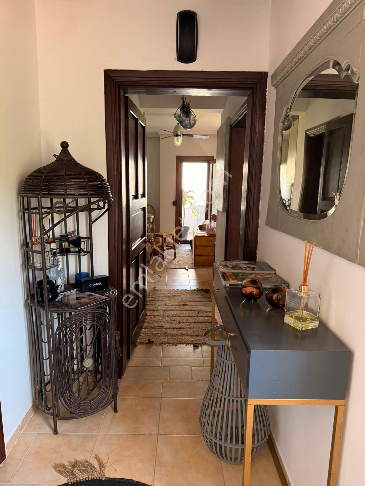 Bodrum Yalıkavakta Marinaya Yürüme Mesafesinde 2+1 Üst Kat Daire - Görsel 12