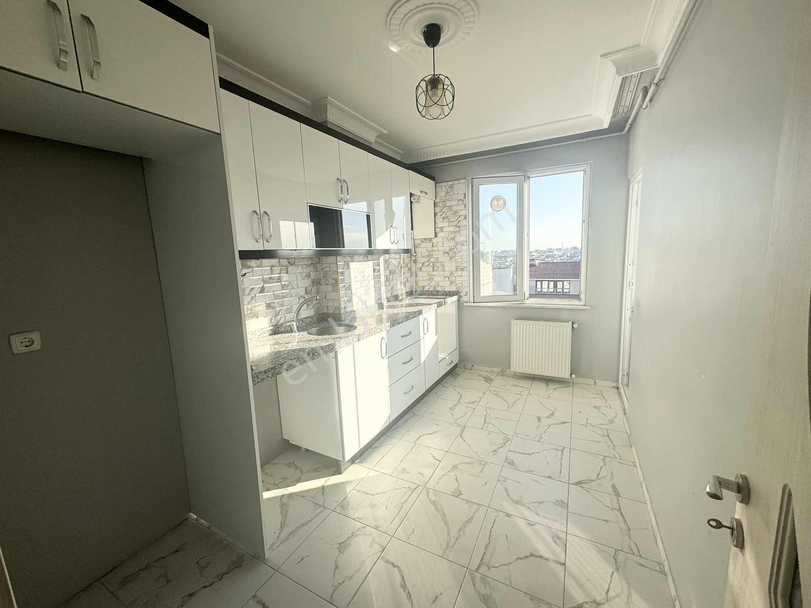 Yoldaş İnşaat'tan Kiralık 125 3+1 3.kat Asansörlü Memura Daire - Görsel 8