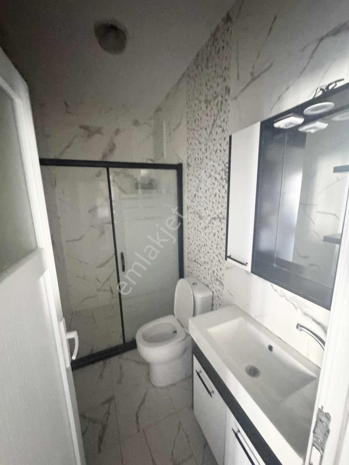 Yoldaş İnşaat'tan Kiralık 125 3+1 3.kat Asansörlü Memura Daire - Görsel 12