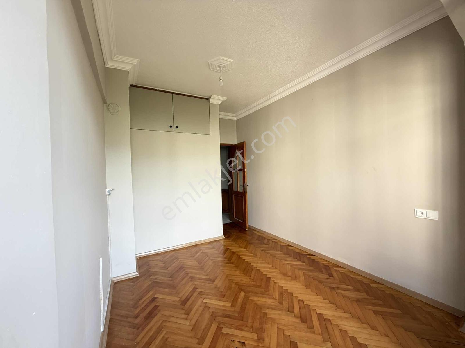 Saray Mahallesinde Mehteşem Konumda 3+1 Kiralık Daire - Görsel 8
