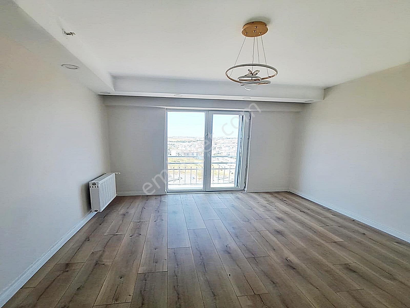 Beylikdüzü Site İçinde Ultra Lüks 1+1 Satılık Daire - Görsel 12