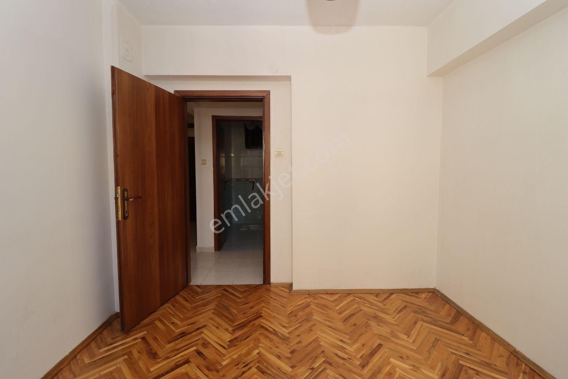 Akif'ten Site İçi Asansörlü Ara Kat G/d Cephe 3+1 Kiralık Daire - Görsel 16
