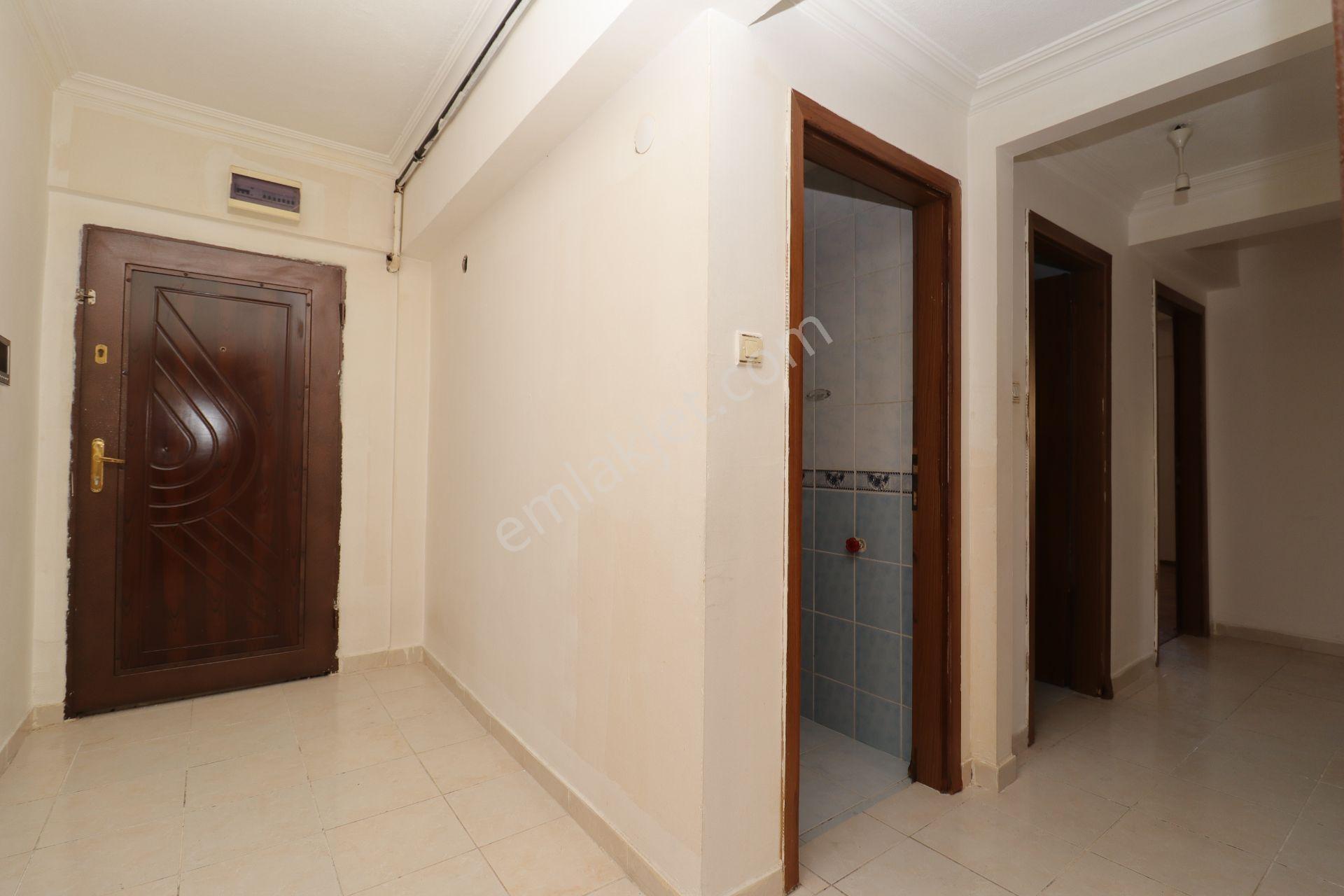 Akif'ten Site İçi Asansörlü Ara Kat G/d Cephe 3+1 Kiralık Daire - Görsel 13