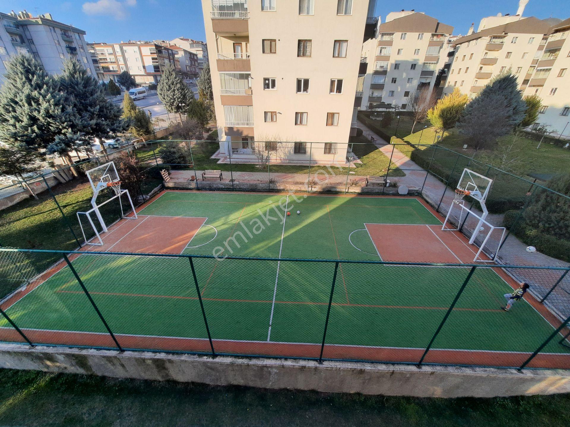 Akif'ten Site İçi Asansörlü Ara Kat G/d Cephe 3+1 Kiralık Daire - Görsel 29