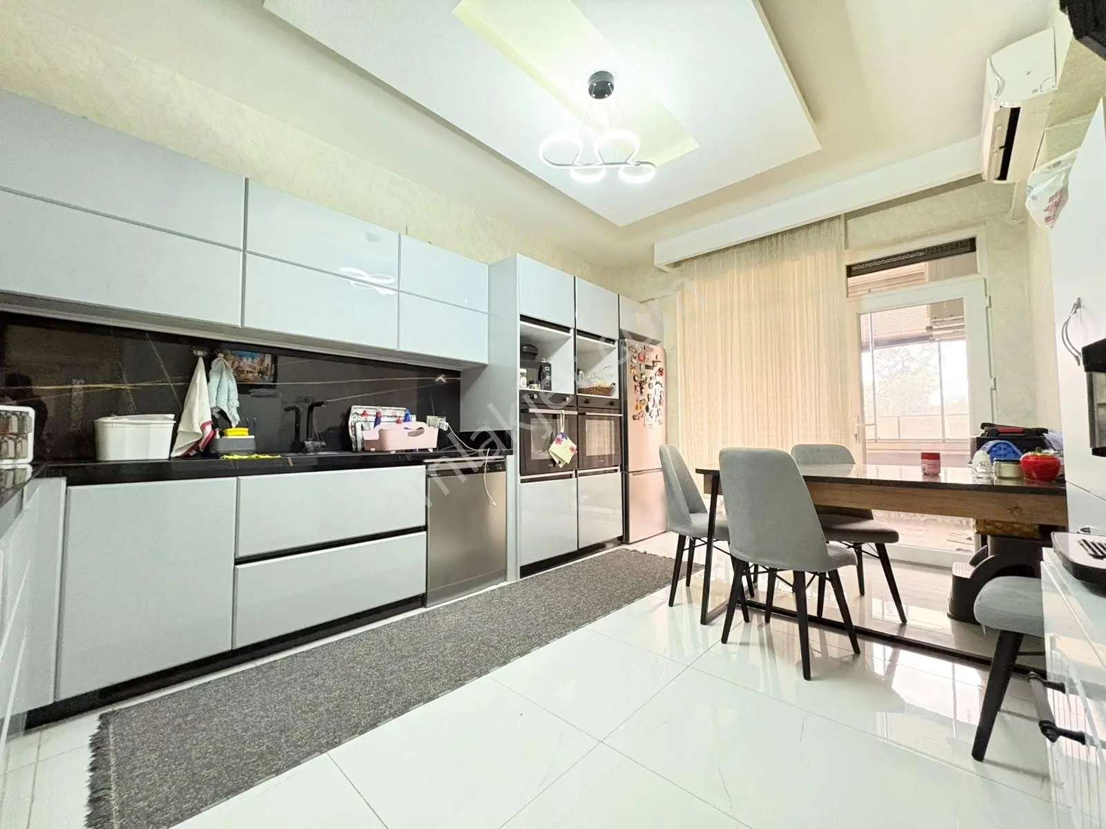 Sedirler Mh. Ali Ulvi Kurucu Cd. Yakını 230 M² 4+1 Akıllı Daire!