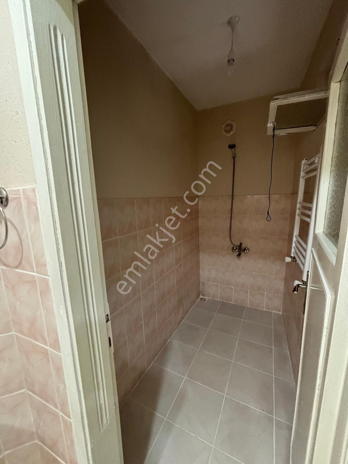 Soğanlı'da Merkezi Konumda 3+1 100 M² Kiralık Daire - Görsel 3