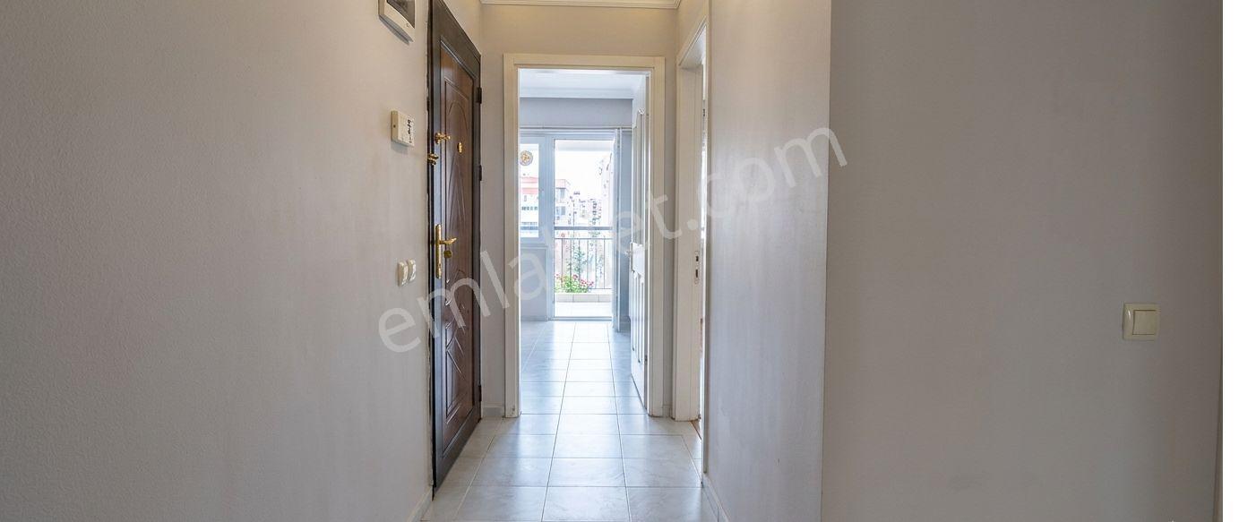 Karşıyaka Goncalar' Da Çift Cepheli, İzban’ A Yürüme Mesafesinde 2+1 Kiralık Daire - Görsel 22