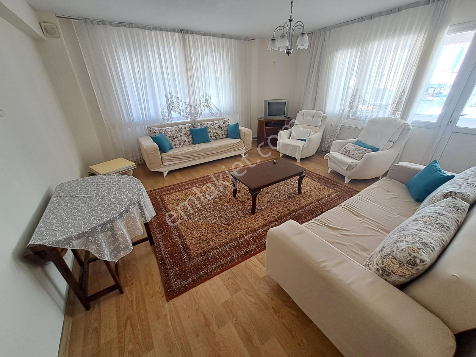 Ekonomi Ve Metro Yakını 3+1 Yüksek Giriş Eşyalı Daire - Görsel 3