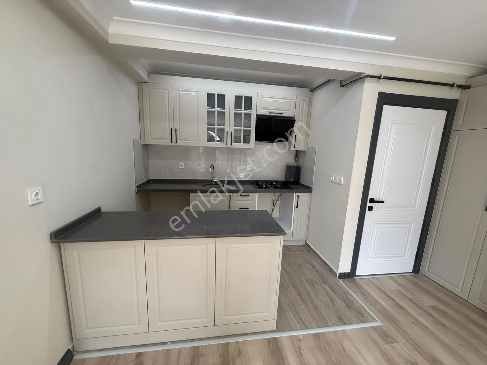 Home'dan Cadde Cepheli Sıfır Mükemmel 70m² 1+1 Lüks 2-kat Daire. - Görsel 5