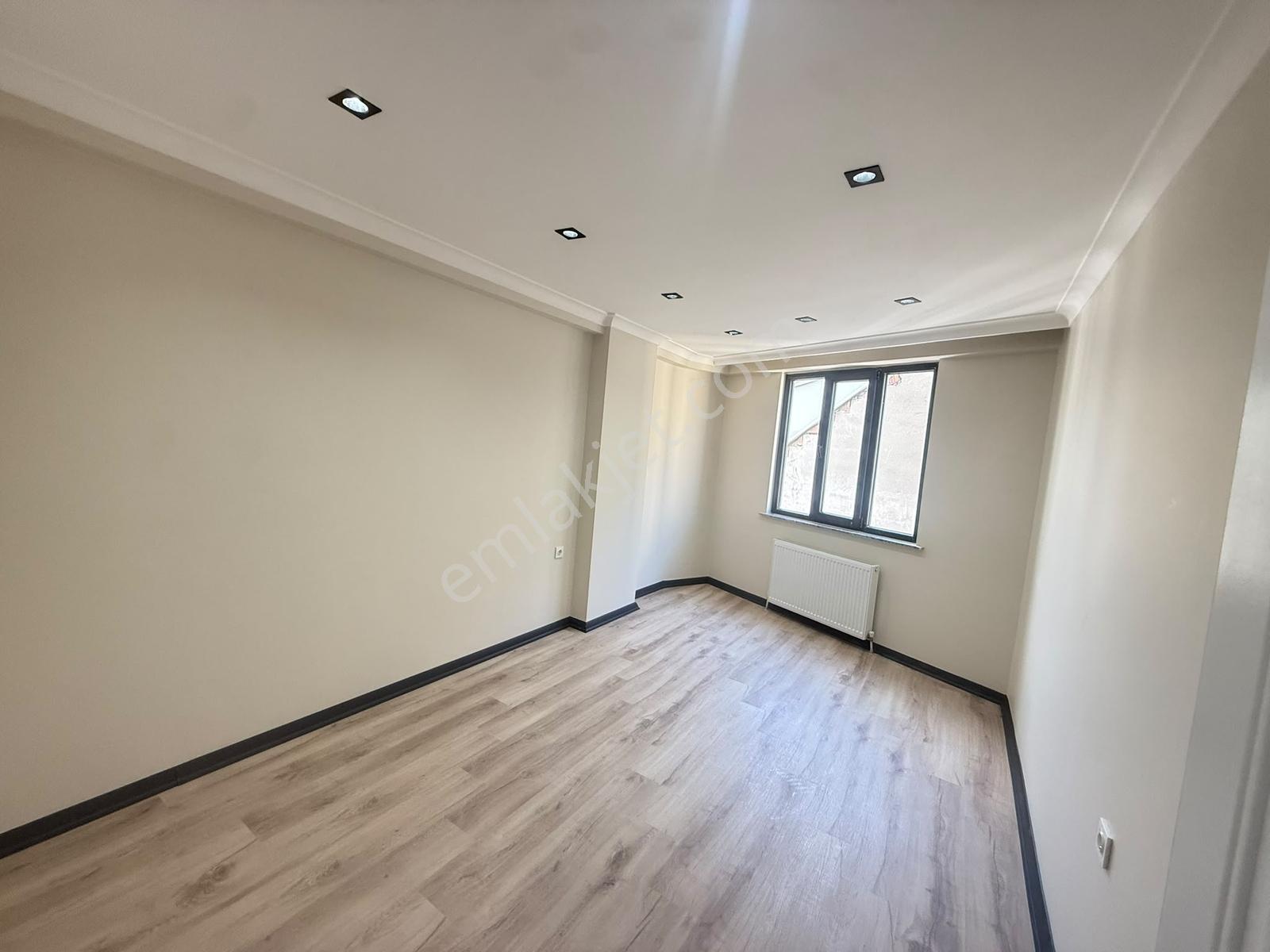 Home'dan Cadde Cepheli Sıfır Mükemmel 70m² 1+1 Lüks 2-kat Daire. - Görsel 24