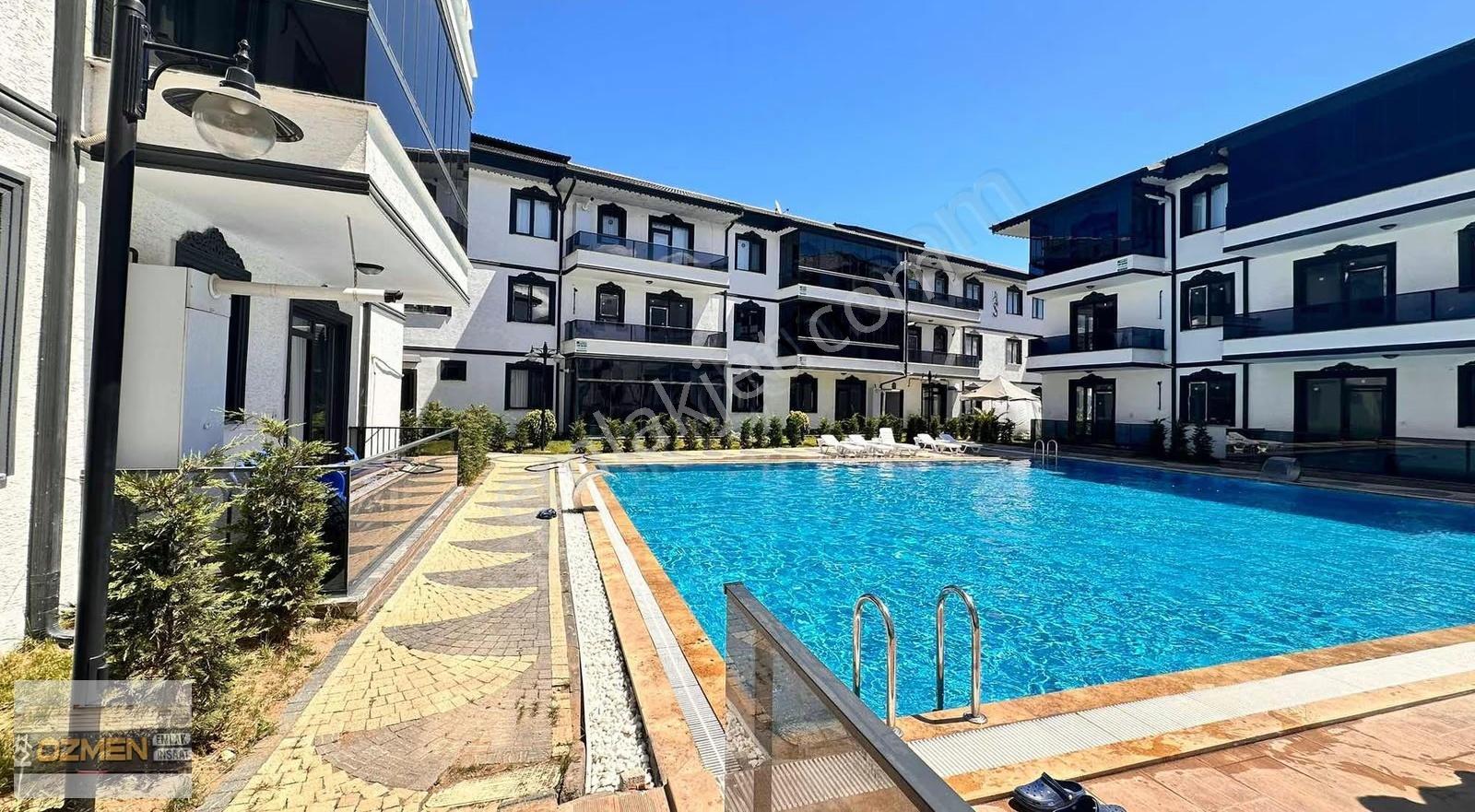 Karasu Yalı'da Sıfır, Havuzlu, Bahçeli 2+1 Yazlık Daire (85m²) - Görsel 33