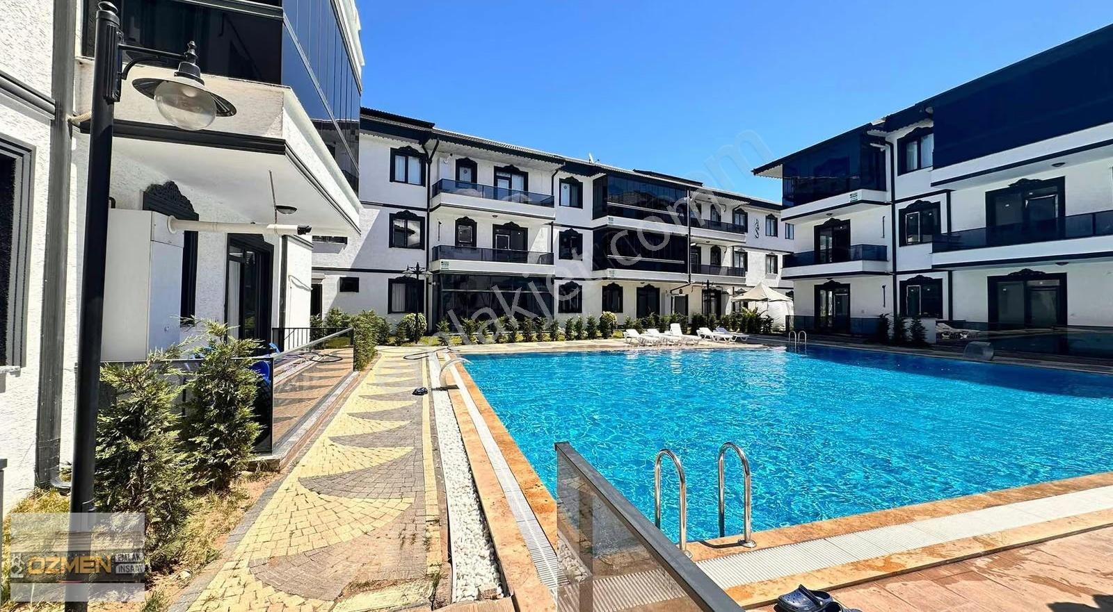Karasu Yalı'da Sıfır, Havuzlu, Bahçeli 2+1 Yazlık Daire (85m²) - Görsel 35