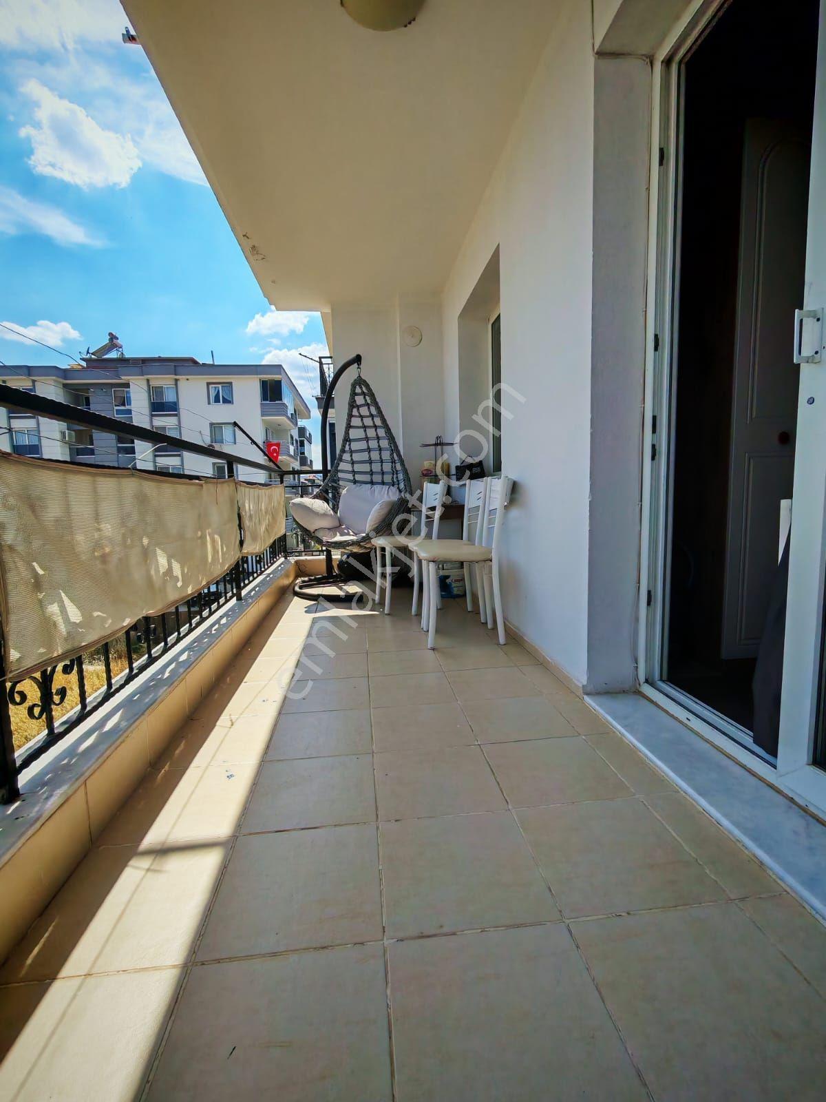 Barbaros Flora Evlerinde Satılık 3+1, Ara Kat, 140m² Ferah Daire - Görsel 15