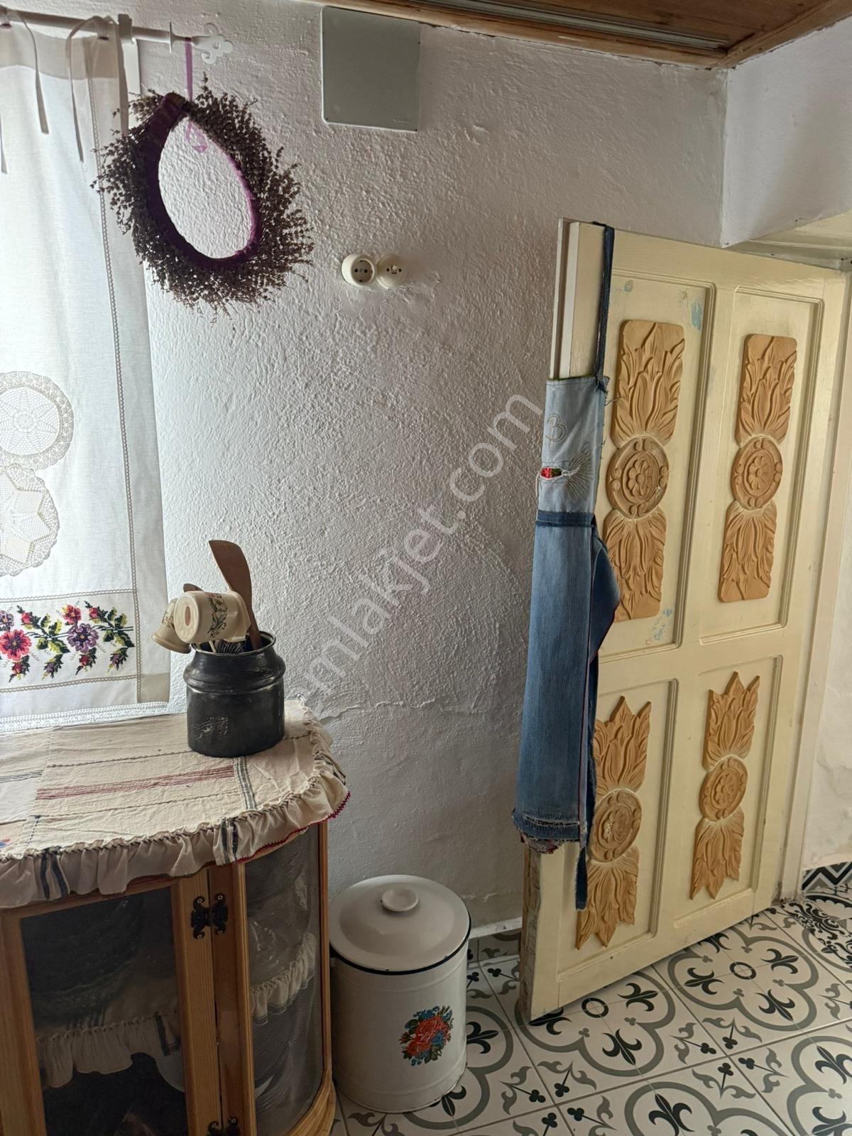 Doğayla İç İçe | 434 M² Arsa İçerisinde Özel Tasarım Köy Evi - Görsel 29
