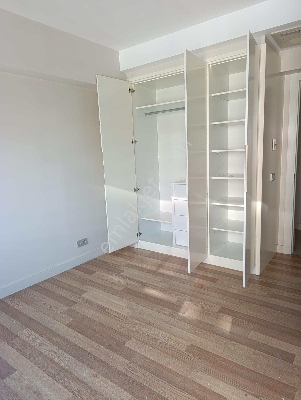 Satılık Mavişehir Mimarin Sitesinde 3+1 2 Banyolu Geniş Daire - Görsel 14
