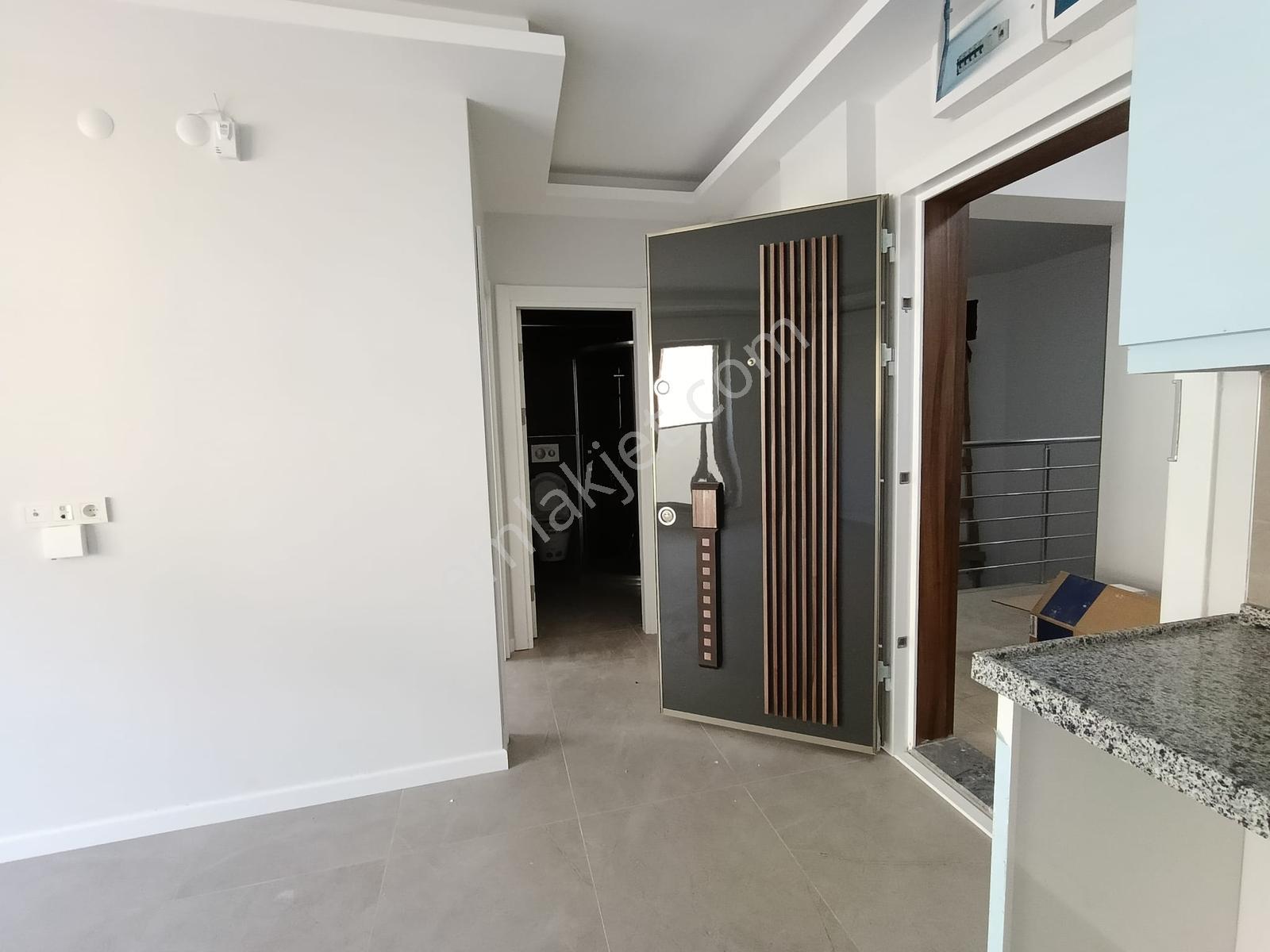 Yenimahalle Çarşı Caddesi'nde Sıfır Binada Kiralık 1+1 - Görsel 9