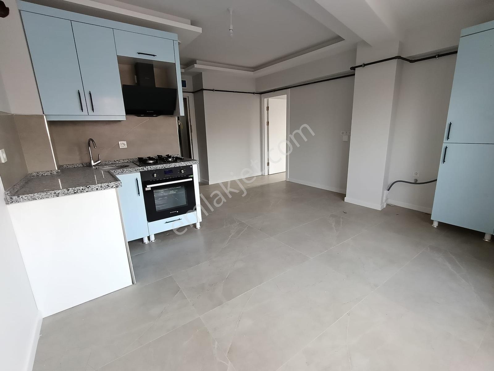 Yenimahalle Çarşı Caddesi'nde Sıfır Binada Kiralık 1+1 - Görsel 4