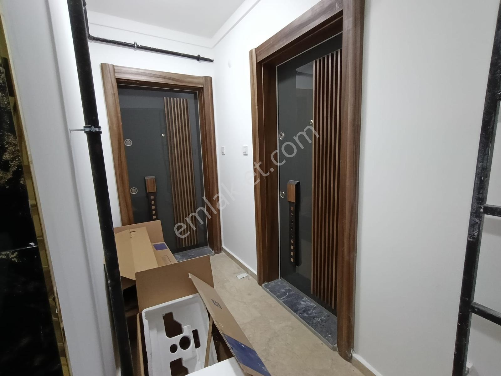 Yenimahalle Çarşı Caddesi'nde Sıfır Binada Kiralık 1+1 - Görsel 15