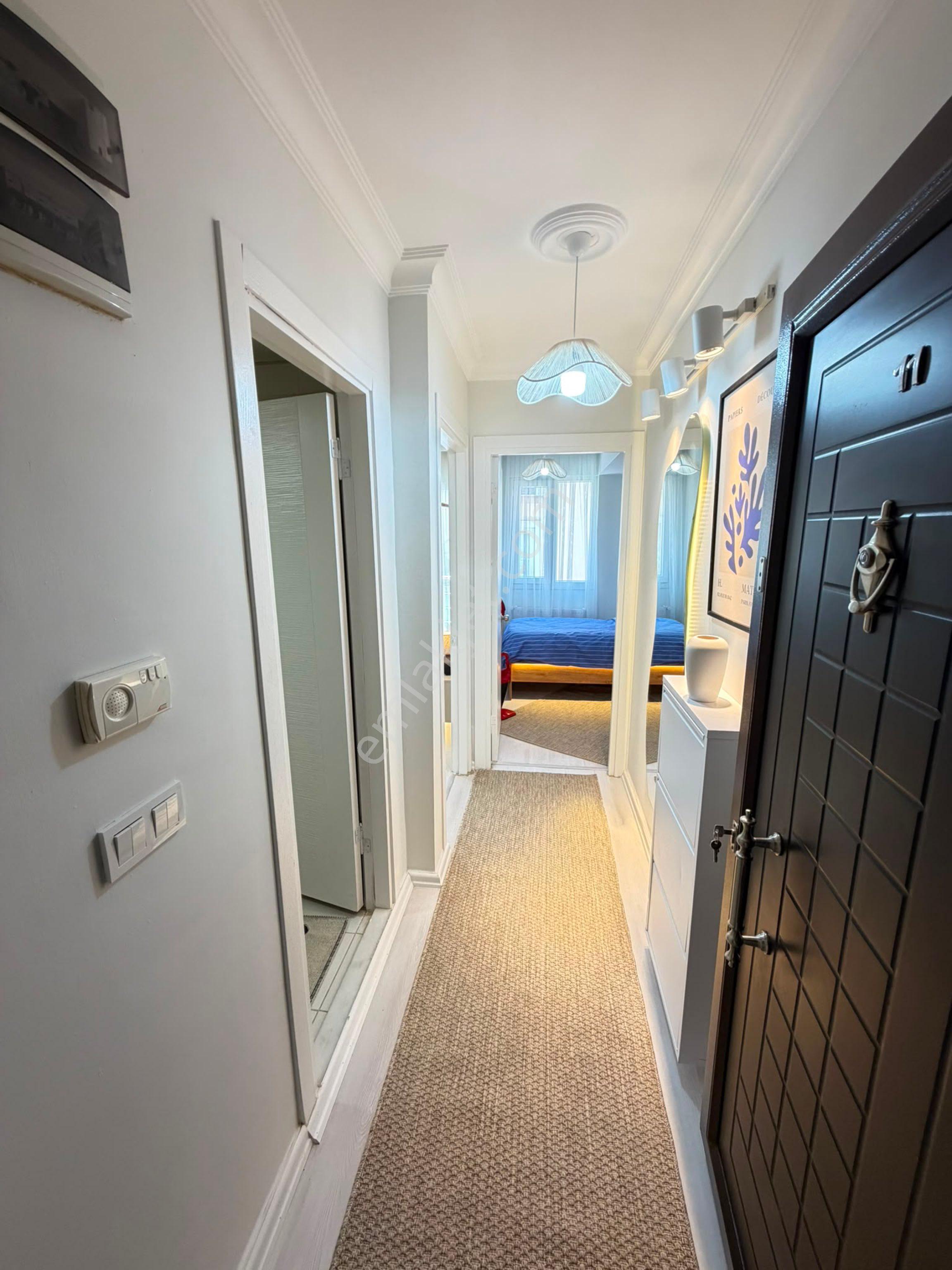 Buca Atatürk Mahallesinde / Kampüs Karşısı / Sıfır Eşyalı / Balkonlu / Arakat / Kiralık 1+1 - Görsel 11