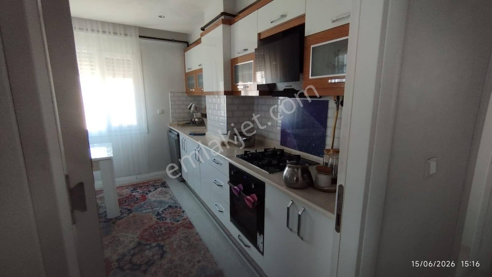 Alpkent Mah Saat Kulesi Karşısında 3+1.115m2 Ara Kat Daire Satılıktır - Görsel 5