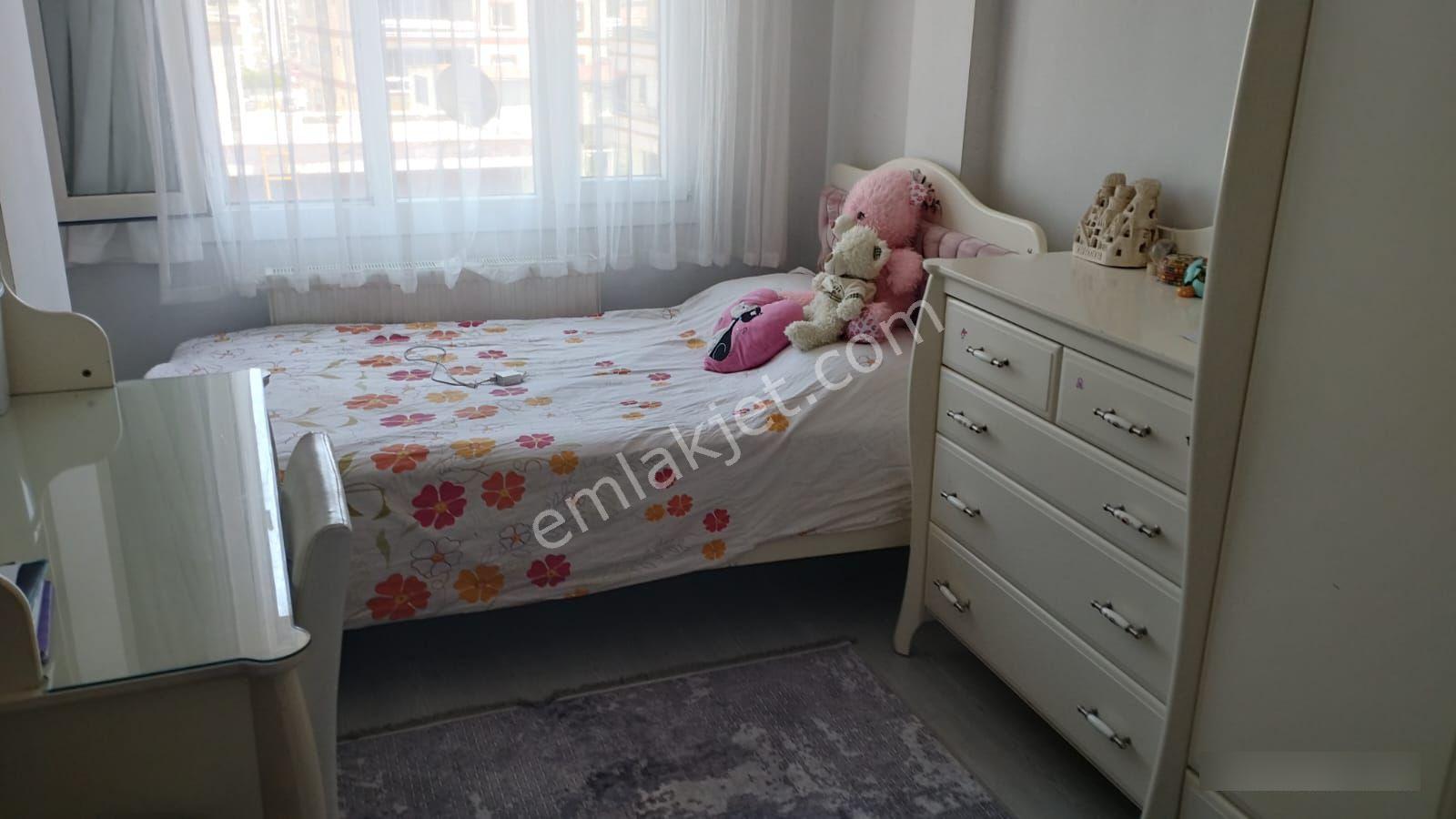 Alpkent Mah Saat Kulesi Karşısında 3+1.115m2 Ara Kat Daire Satılıktır - Görsel 12