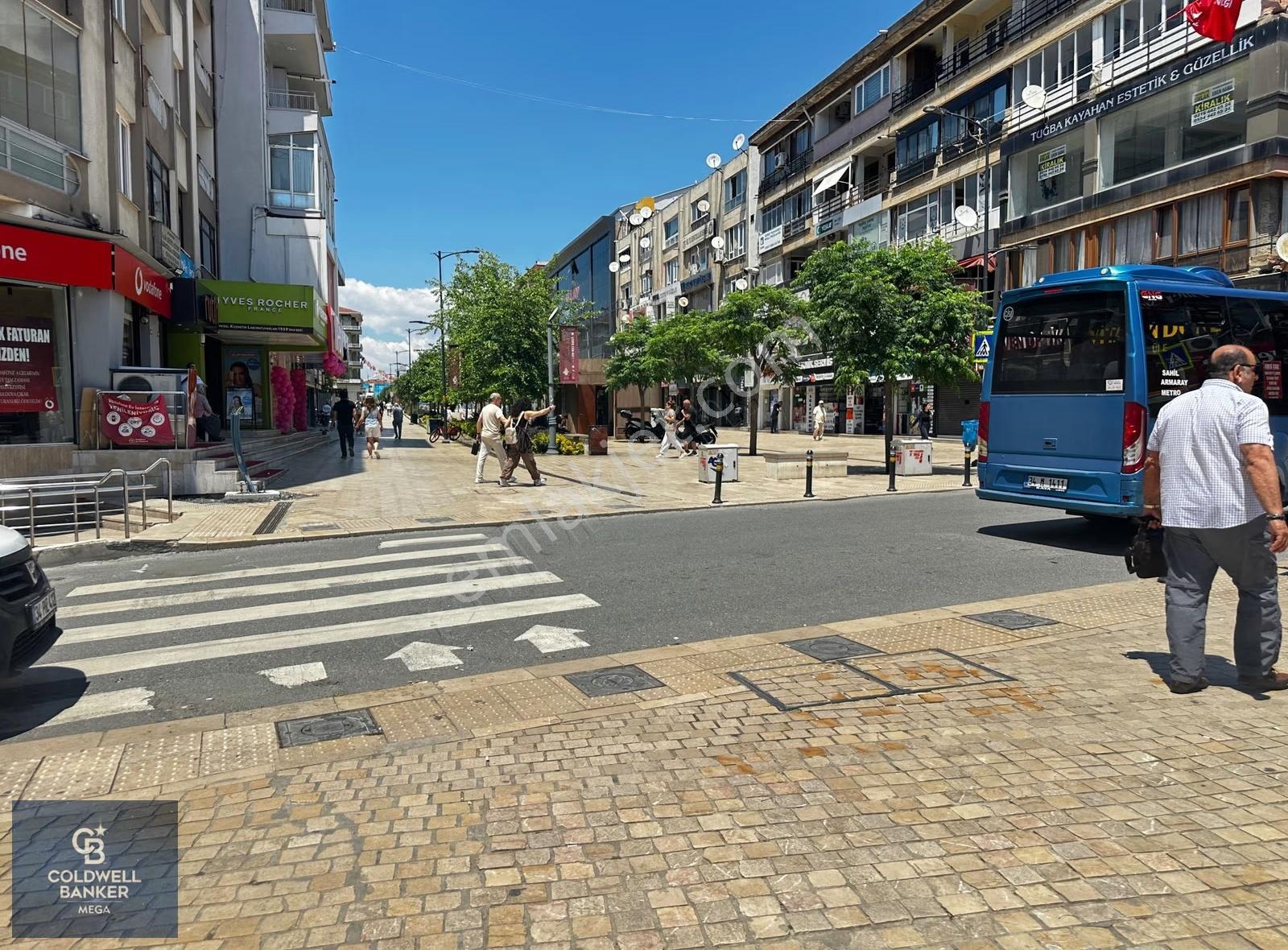 Maltepe Bağdat Caddesinde Satılık Kurumsal Kiracılı 560 Mdükkan - Görsel 10